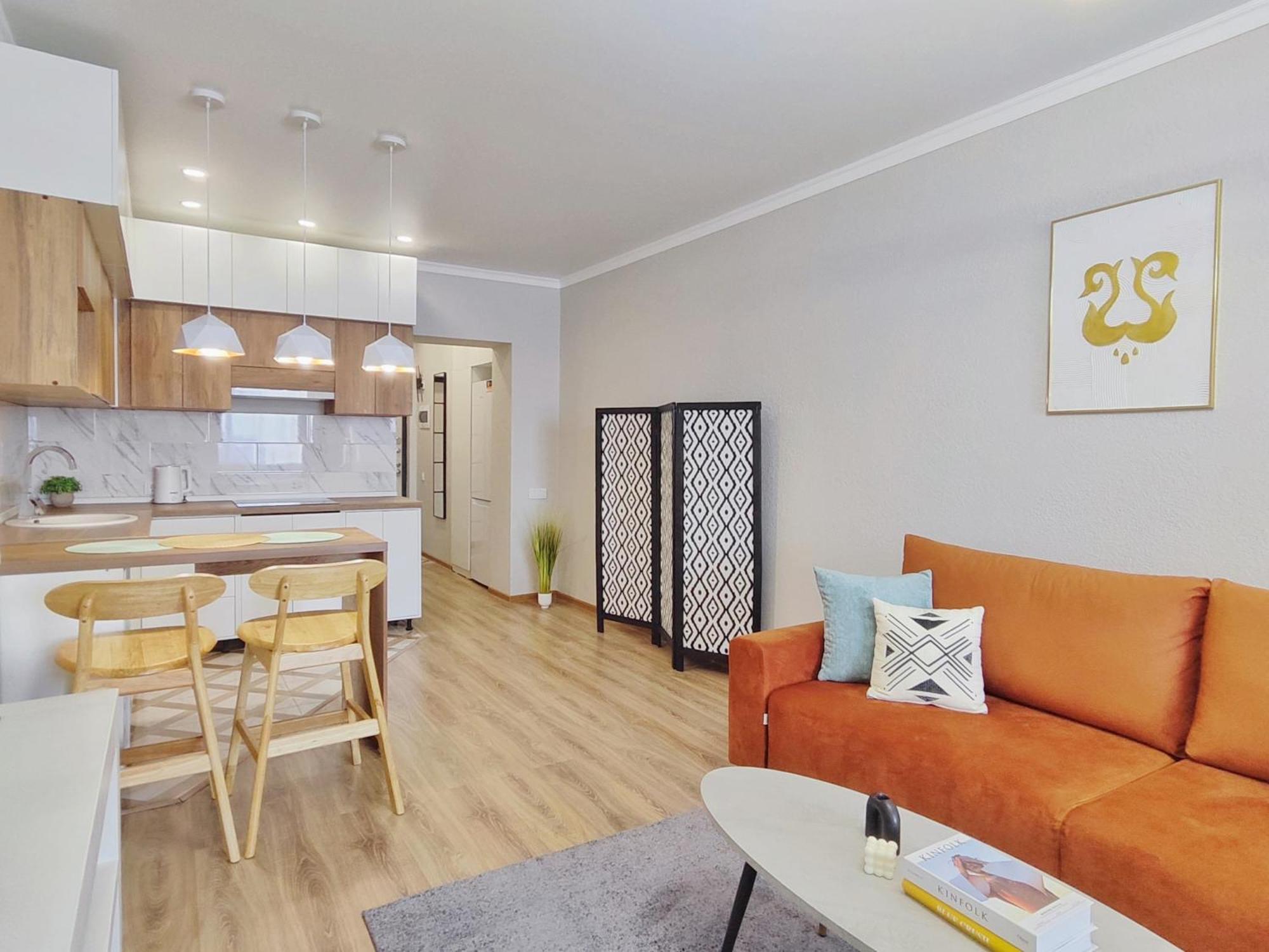 Modern Apartment In Golden Square Almaty Bagian luar foto